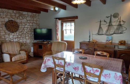 Coulomby Casa | Gîte chaleureux avec jardin, poêle à bois et wifi, entre St Omer et Boulogne sur Mer - FR-1-376-80