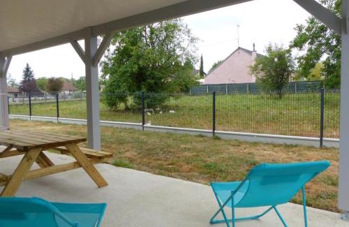 Saint-Remy-en-Rollat Casa | Gîte Champêtre Confort moderne avec Terrasse, Jardin Clos et Climatisation près de Vichy - FR-1-489-492