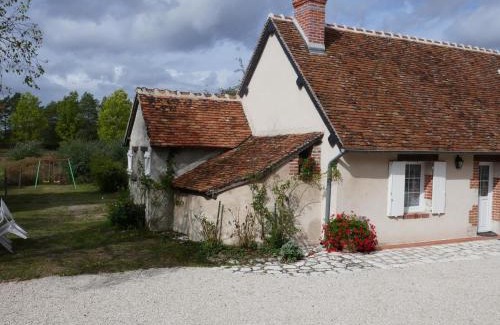 Cour-Cheverny Casa | Gîte champêtre familial près des Châteaux de la Loire, terrasse, pêche, aire de jeux, animaux acceptés - FR-1-491-345