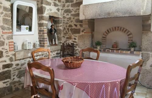 Saint-Michel-Mont-Mercure Casa | Gîte charmant à la campagne avec terrasse, proche du Puy du Fou et de la rivière Sèvre - FR-1-426-249