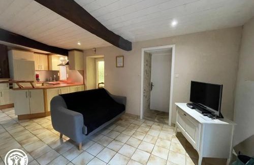 Saint-Michel-Mont-Mercure Casa | Gîte charmant à la campagne avec terrasse, proche du Puy du Fou et de la rivière Sèvre - FR-1-426-249