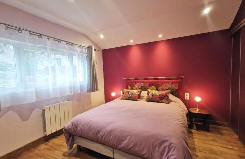 Le Puy-en-Velay Casa | Gîte charmant avec terrasse et wifi au Puy-en-Velay - FR-1-582-331