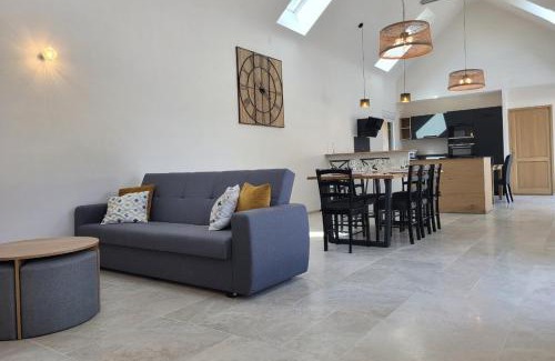 Tremeloir Casa | Gîte Chemin de Camet entièrement rénové, 8 pers avec 4 chambres et spa Pordic, Côtes d'Armor