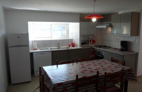 Vergt Casa | Gîte confortable avec piscine chauffée et animaux acceptés en Dordogne - FR-1-616-453