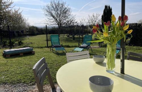 Louchy-Montfand Casa | Gîte Contemporain pour 4 avec Piscine Chauffée et Bureau à Proximité des Sites Historiques - FR-1-489-444