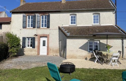 Louchy-Montfand Casa | Gîte Contemporain pour 4 avec Piscine Chauffée et Bureau à Proximité des Sites Historiques - FR-1-489-444