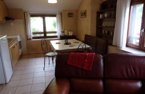 Corcieux Casa | Gîte Corcieux, 3 pièces, 3 personnes - FR-1-589-90