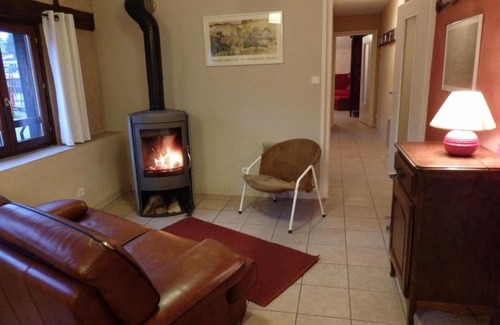 Corcieux Casa | Gîte Corcieux, 3 pièces, 3 personnes - FR-1-589-90