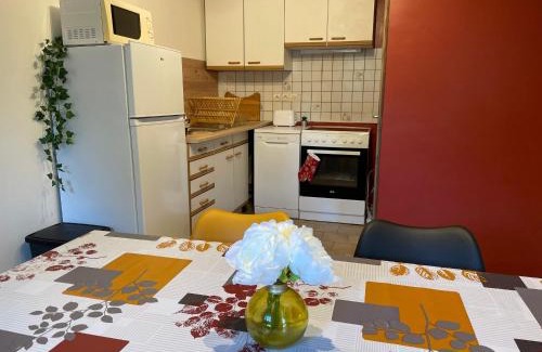 Roeze-sur-Sarthe Casa | Gîte cosy au calme avec grand jardin, proche du Mans - Parking privé, Wifi fibre, équipements complets - FR-1-410-392