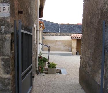 Terranjou Casa | Gîte Coté Ruelle