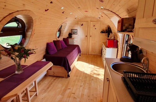 Ville Cabina | Gîte D'alsace La Roulotte des Prunelles Sauvages Spa/jacuzzi Privatif
