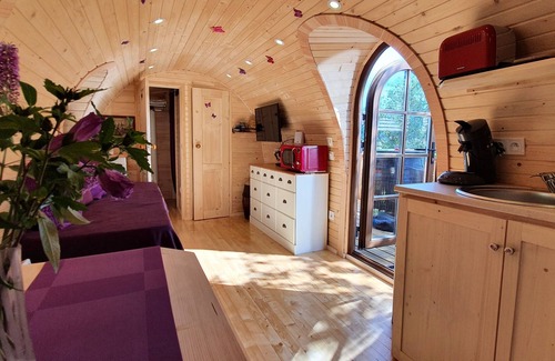 Ville Cabina | Gîte D'alsace La Roulotte des Prunelles Sauvages Spa/jacuzzi Privatif