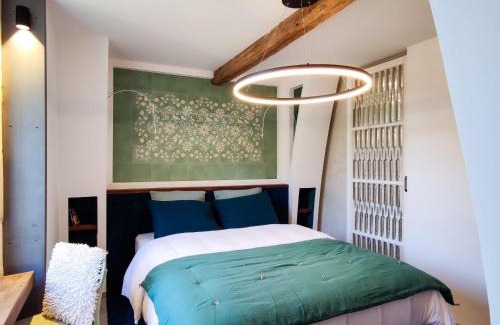 Pissotte Casa | Gîte d'Architecte 6 Pers. avec Terrasse et Jardin à Pissotte - FR-1-426-480