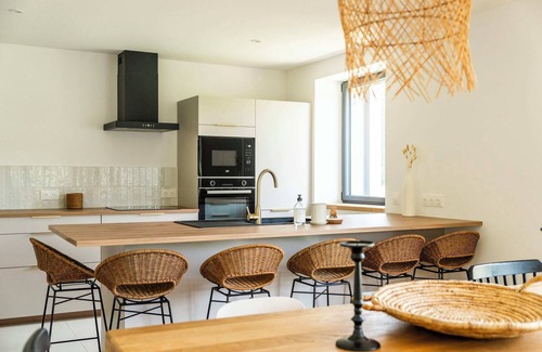 Premanon Apartamento | Gîte de charme avec vue panoramique dans une ferme en pierre rénovée