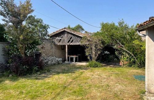 Jau-Dignac-et-Loirac Casa | Gîte de Caractère Entre Océan et Estuaire