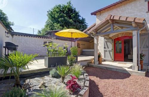 Notre-Dame-de-Boisset Casa | Gîte de charme avec SPA, terrasse, cheminée et cour, idéal pour un séjour zen à Notre-Dame-de-Boisset - FR-1-496-320