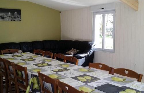 Saint-Leonard-des-Bois Casa | Gîte de charme Alpes Mancelles: confort, nature, activités plein air, 50% remise canoë-kayak - FR-1-410-224