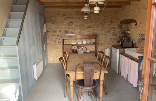 Castels Casa | Gîte de Charme Dans une Ancienne Métairie "La Grotte"