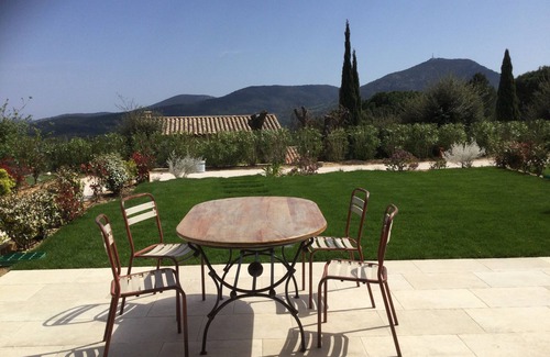 Plan-de-la-Tour Cabaña | Vrbo Property