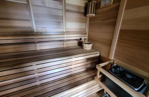 Plombieres-les-Bains Casa | Gîte de charme avec sauna, spa et terrain de pétanque à Plombières-les-Bains, idéal en famille - FR-1-589-432