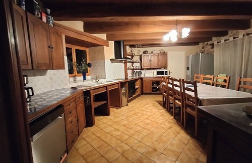Veyrines-de-Vergt Cabaña | Gîte de Charme, Salles de Jeu, de Billard, de Ping, de Sport, Piscine, 6chambres