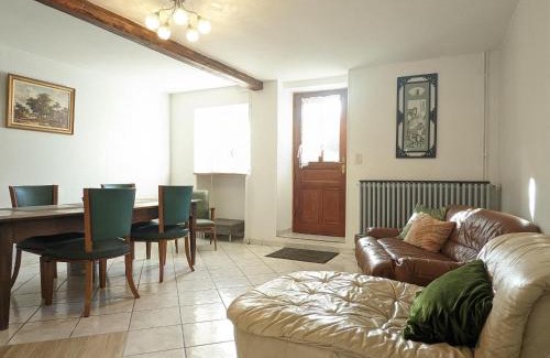 Vauvillers Casa | Gîte de charme avec jardin à Vauvillers - FR-1-583-435