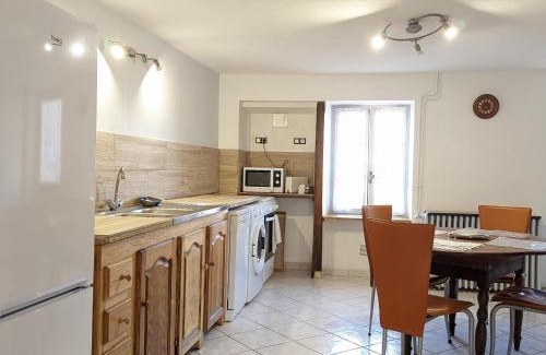 Vauvillers Casa | Gîte de charme avec jardin à Vauvillers - FR-1-583-435