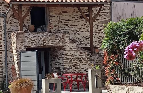 Monnieres Casa | Gîte de charme avec vélos dans un village viticole proche Clisson et Puy du Fou - FR-1-306-818