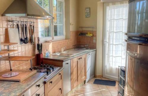 Villandry Casa | Gîte de charme XVIIe siècle avec jardin clos, balnéo, terrasse panoramique et WIFI près du Château de Villandry - FR-1-381-471