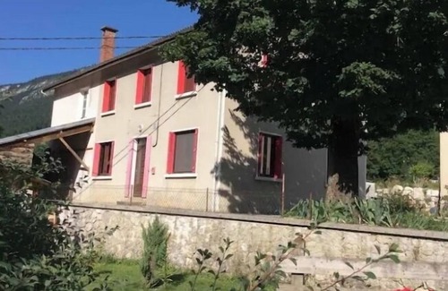 Saint-Agnan-en-Vercors Casa | Gîte de Montagne Dans le Vercors : Crèmouille Animaux de Compagnie Acceptés