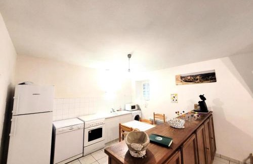 Champagnac-la-Noaille Apartamento | Gîte de France à Champagnac-la-Noaille 3 épis - Gîte de France 4 personnes MAE-9884
