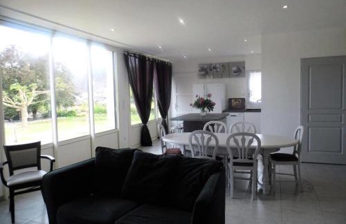 Lissac-sur-Couze Apartamento | Gîte de France à Lissac sur Couze 3 épis - Gîte de France 8 personnes MAE-6554