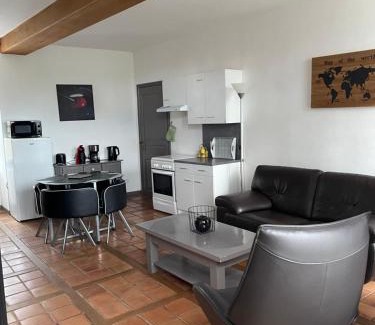 Bissey-sous-Cruchaud Casa | Gîte de l 'Angeline