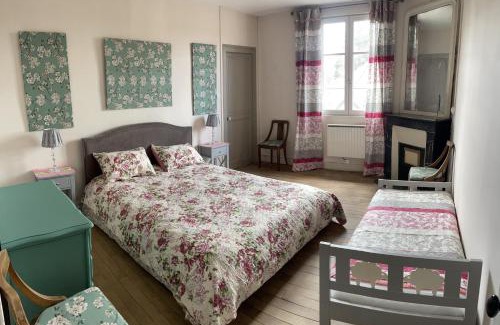 Le-Petit-Pressigny Casa | Gîte de l’ancienne Mairie