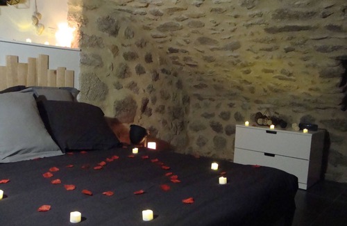 Hermitage-Tournonais-Herbasse-Pays de Saint-Felicien Cabaña | Gîte-Romántico-Vista a la Montana-Habitación con desagüe-Gîte de la Ferme du ...