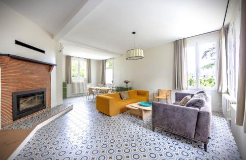 Yvre-l'Eveque Casa | Gîte de la Futaie-Maison de caractère au calme