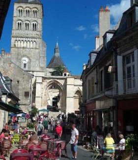 La Charite-sur-Loire Apartamento | Gîte de la Galerie du Pont