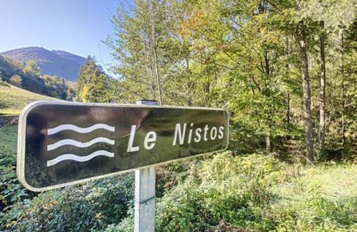 Nistos Casa | Gîte de montagne « Les Pivoines » à Nistos