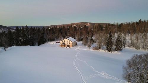 Premanon Apartamento | Gîte de prestige en pleine nature