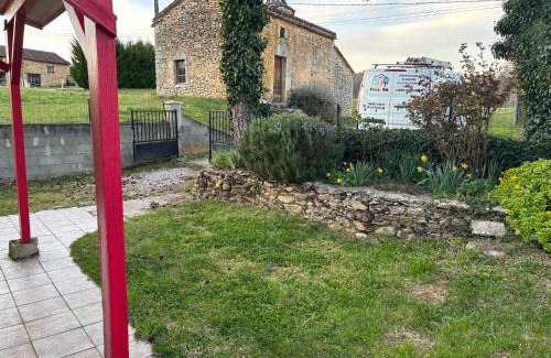 Les Junies Casa | Gîte de Raynal