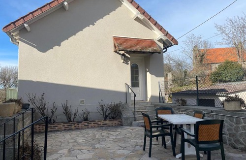 Moutier-Rozeille Casa | Gîte des Buis