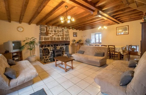 Nebouzat Casa | Gîte des Eaux - Nebouzat