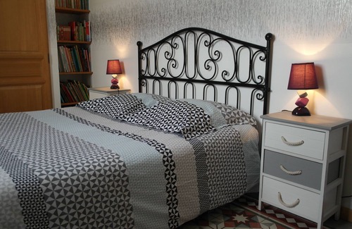 Russan Cama Y Desayuno | Gîte des Figourières