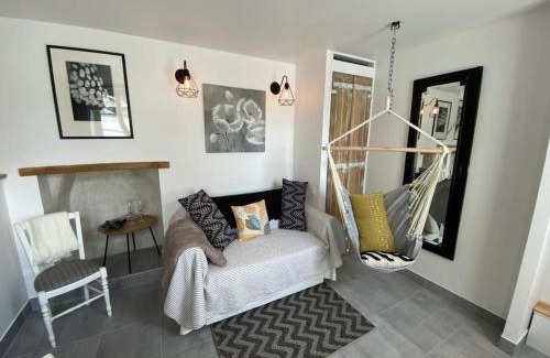 Saint-Hilaire-des-Loges Casa | Gîte des Hirondelles