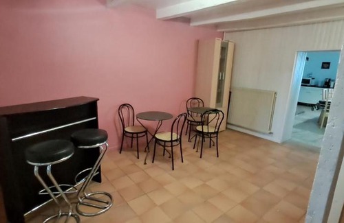Lignieres-sur-Aire Casa | Gîte des jardins