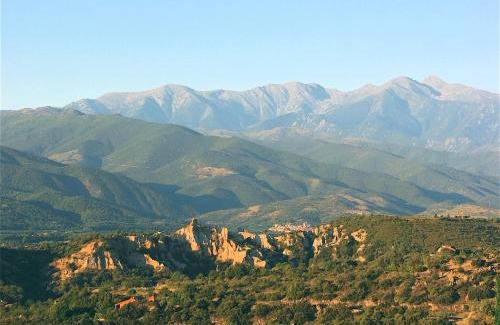 Ille-sur-Tet Casa | Gîte des Orgues d'Ille les Agaves Canigou