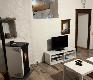 Ladoye-sur-Seille Casa | Gîte des reculées