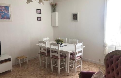Oradour-Fanais Casa | Gîte des Roses