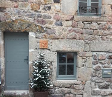 Pradelles Casa | Gîte du Besset
