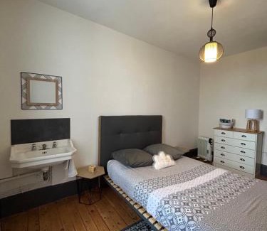 Chazemais Casa | Gîte du campagnard du château de la Bouchatte